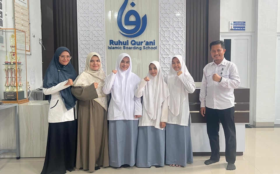 Tiga Santriwati MA Ruhul Qur’ani Lolos ke OMI Tingkat Provinsi Aceh